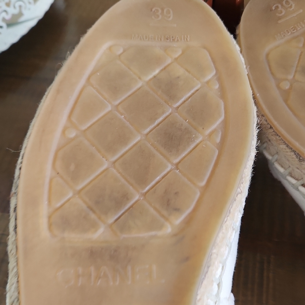 CHANEL Cream and Black Espadrilles - Picture 14 of 16